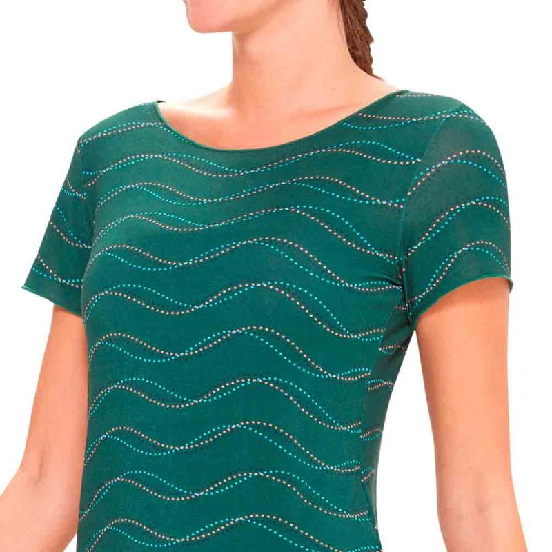camiseta-feminina-overloque-ondas-verde-detalhe