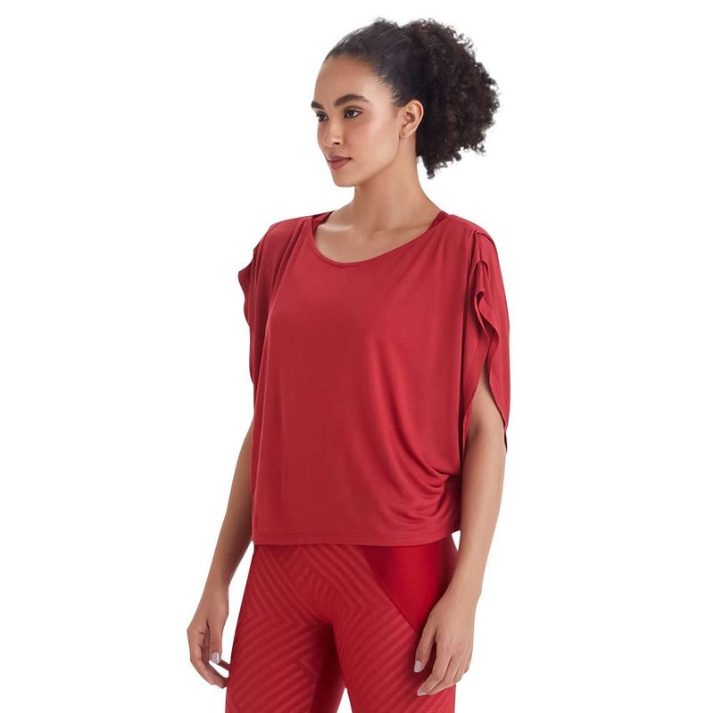 camiseta-feminina-manga-curta-tracos-vermelha-lado