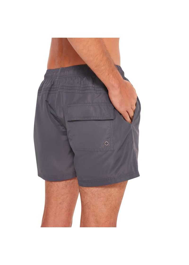 shorts-curto-masculino-cinza-detalhe
