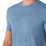 camiseta-masculina-manga-curta-thermodry-selo-agua-costa-detalhe