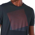 camiseta-masculina-manga-curta-thermodry-angulos-azul-noturno-detalhe