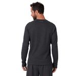 camiseta-masculina-manga-longa-quadrille-mescla-escuro-para-treinar-no-frio-costas