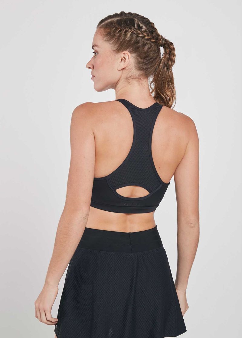 top-fitness-mesh-preto-para-treinar-costas
