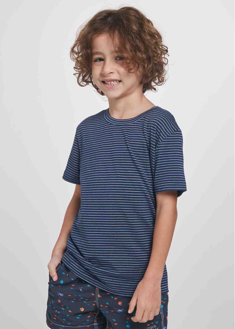 camiseta-masculina-malha-estampada-beach-kids-azul-para-praia-frente