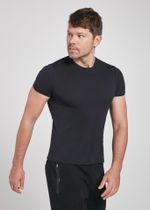 camiseta-masculina-pima-preta-para-o-dia-a-dia-frente
