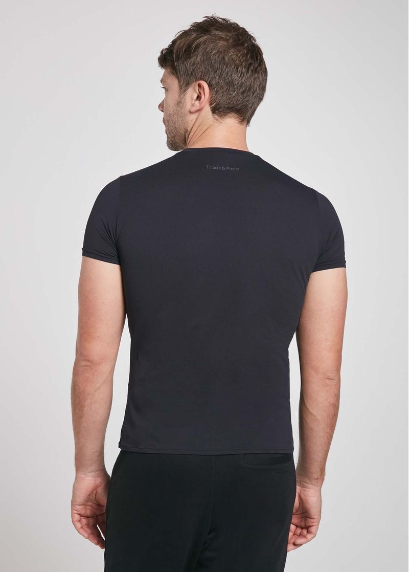 camiseta-masculina-pima-preta-para-o-dia-a-dia-costas
