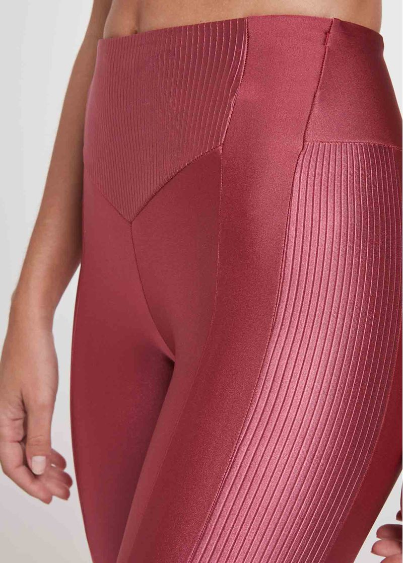 legging_feminina_reflexao_lirio_para_yoga_detalhe