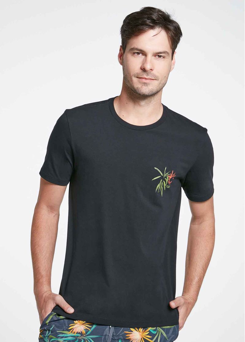 camiseta_masculina_manga_curta_coolc_flor_preta_para_praia_frente