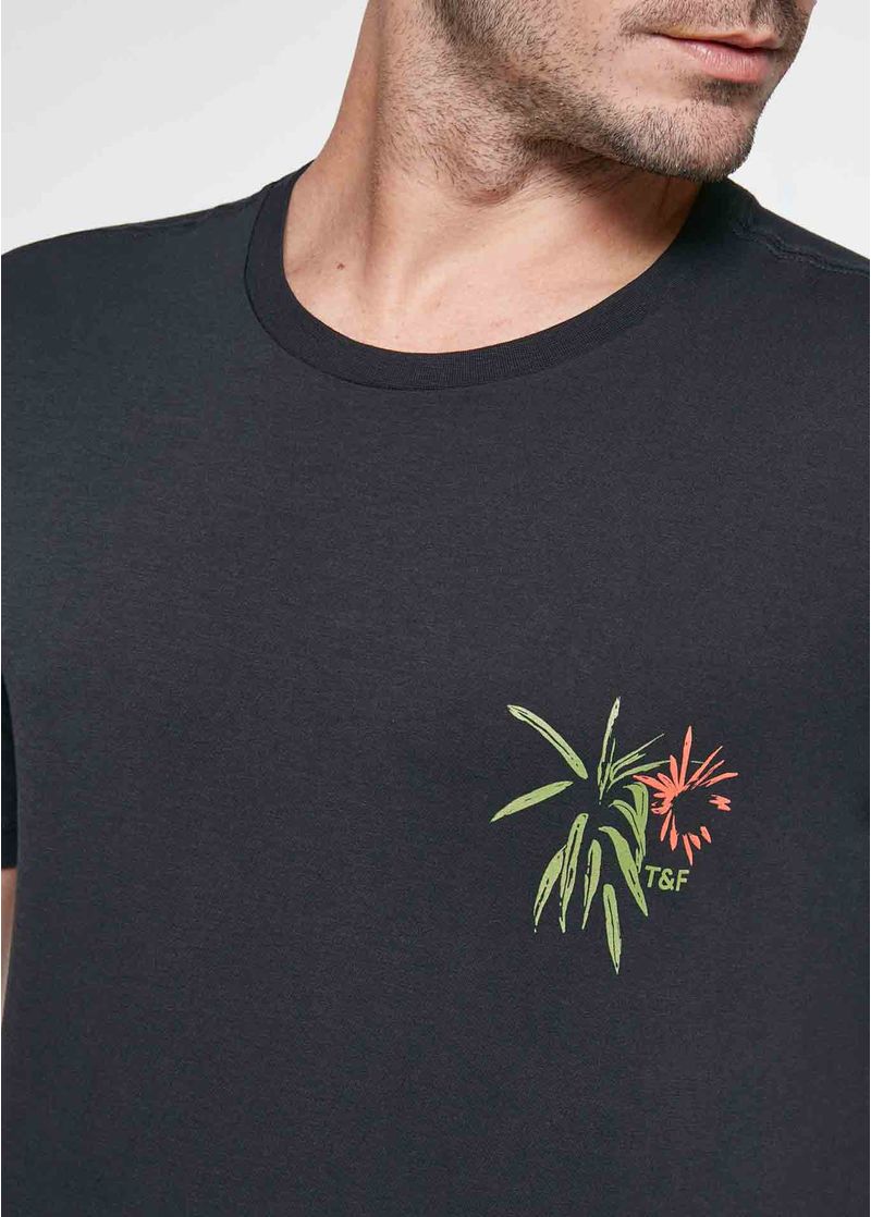 camiseta_masculina_manga_curta_coolc_flor_preta_para_praia_detalhe