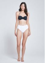 calcinha_biquini_hotpants_paz_branco_para_praia_inteira