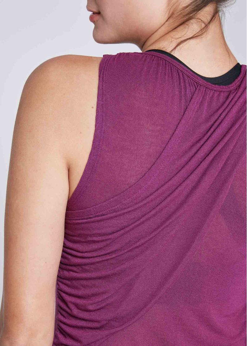 regata_feminina_zen_acai_para_yoga_detalhe