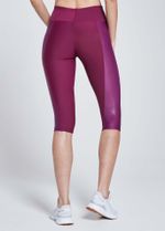 legging_feminina_34_recortes_acai_para_treinar_costas