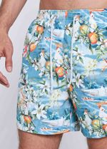 shorts_masculino_medio_estampado_beach_tropical_para_praia_detalhe