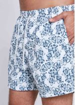 shorts_masculino_medio_estampado_beach_florescer_para_praia_detalhe