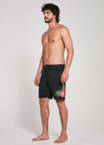 bermuda-masculina-estampada-surf-flor-local-inteiro