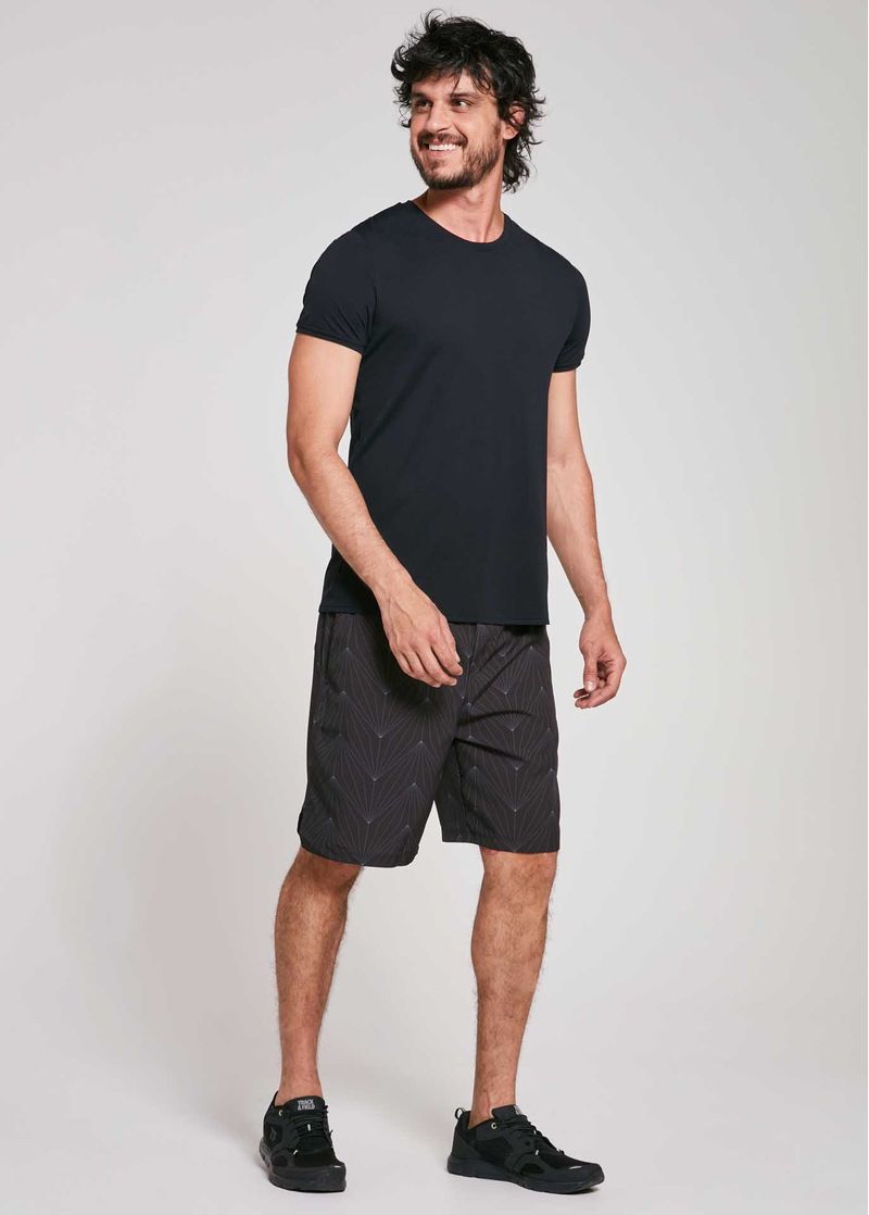 shorts-masculino-longo-conexao-preto-inteiro