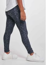 legging_feminina_infantil_expressao_preta_estampada_costas