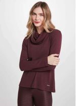 camiseta_feminina_manga_longa_gola_uva_cinza_para_o_dia_a_dia_frente