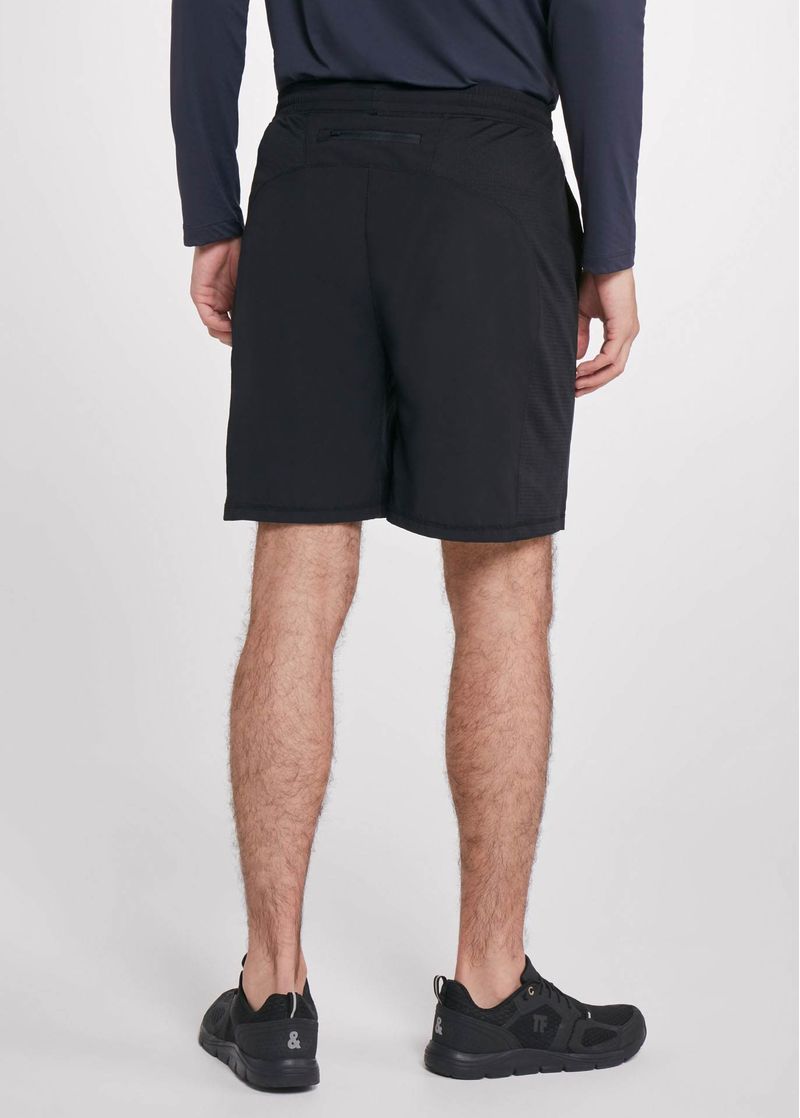 shorts_masculino_longo_stretch_preto_para_treinar_costas