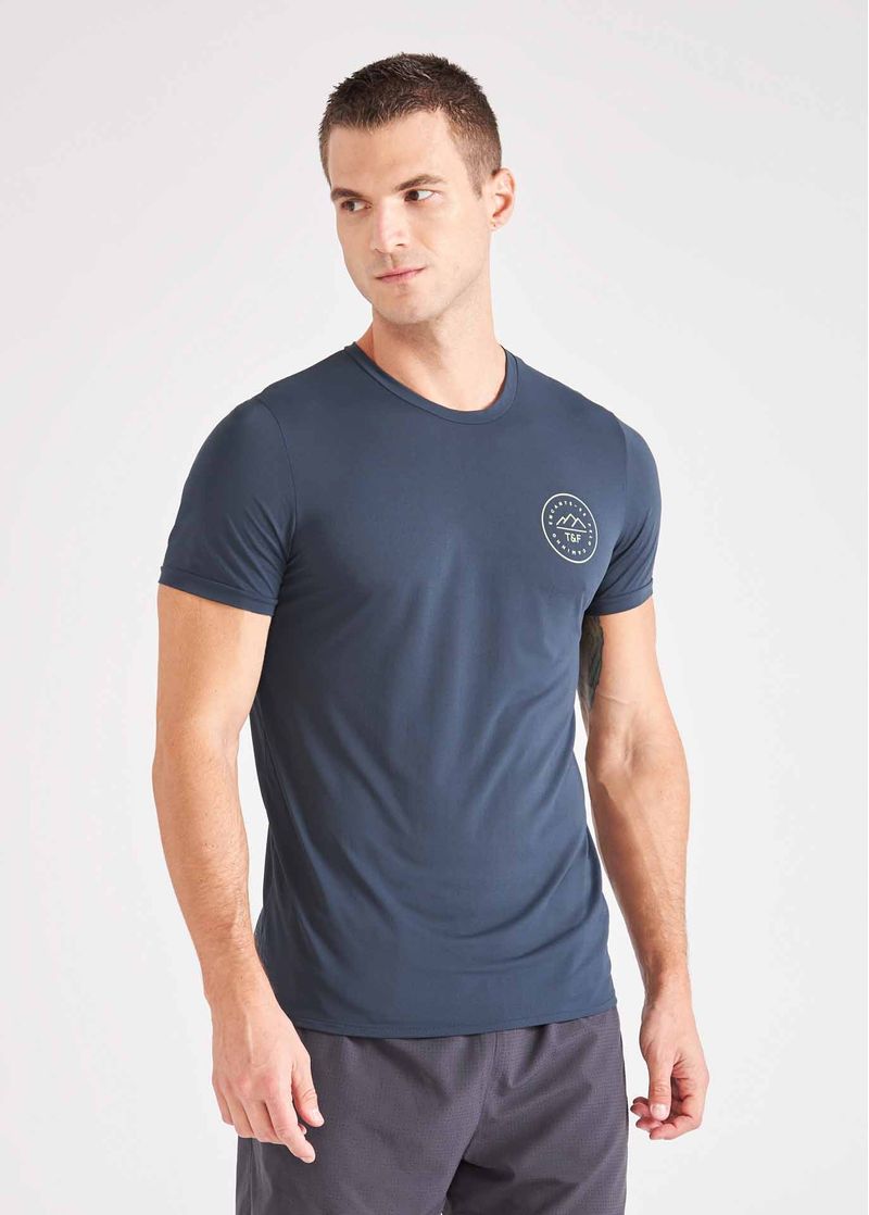 camiseta_unissex_thermodry_caminhos_azul_noturno_frente_homem