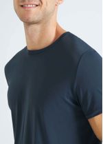 camiseta_masculina_manga_curta_thermodry_aventura_azul_noturno_detalhe