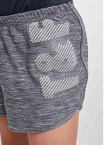 shorts_feminino_infantil_logo_cinza_da_marca_track_field_detalhe