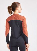 camiseta_feminina_manga_longa_momento_preta_002_TF041043_0003.jpeg