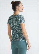 camiseta_feminina_estampada_onca_002_TF041021_2502.jpg