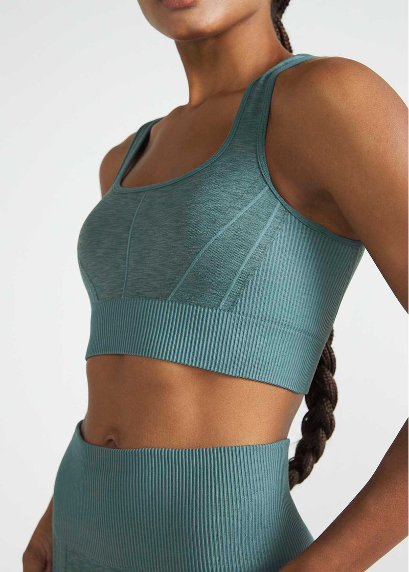 top_skin_seamless_yoga_botanica_004_TF090679_2470.jpg