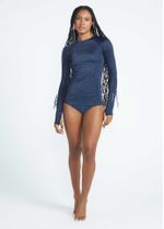 camiseta_feminina_manga_longa_cosmos_003_TF041056_2489.jpg