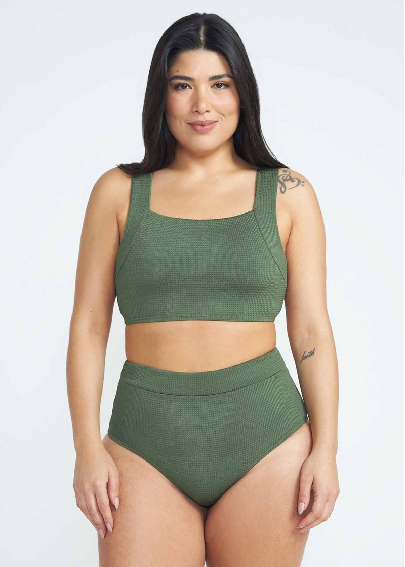 TÁ ACABANDO! Conjunto biquíni plus size cropped - Estampa floresta