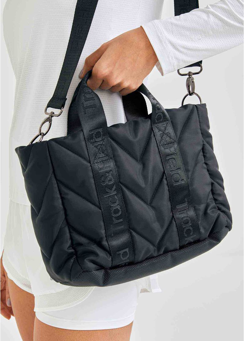 mini_bolsa_matelasse_caramelo_005_preta_003_TFA140067_0003.jpg