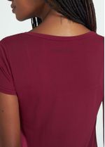 camiseta_feminina_manga_curta_thermodry_u_vinho_004_TF040332_2575.jpg