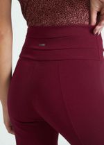 calca_feminina_basica_recortes_vinho_004_TF150238_2575