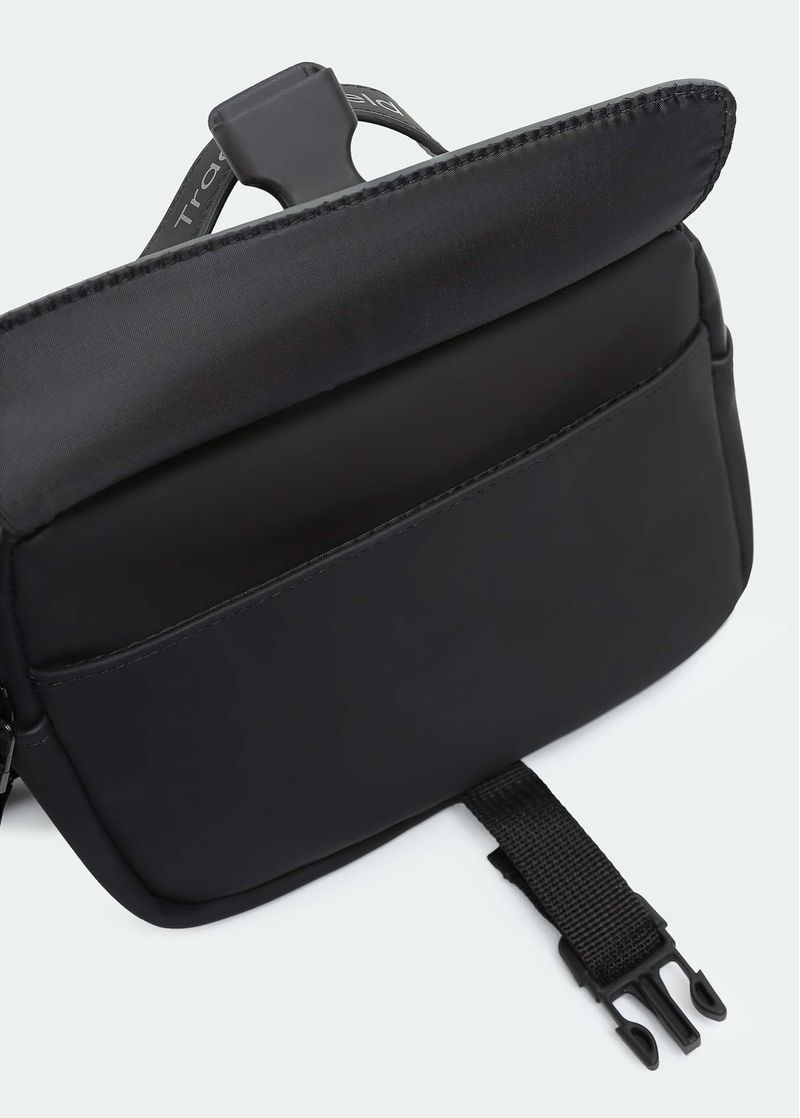 bolsa_cross_body_preta_unissex_004_TFA140064_0003.jpg