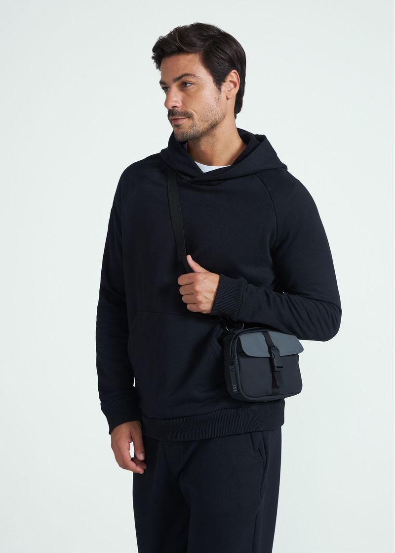 bolsa_cross_body_preta_unissex_007_TFA140064_0003.jpg