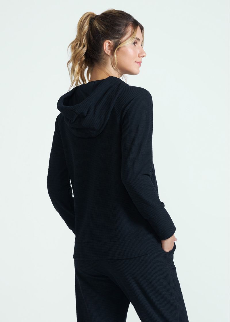 casaco_feminino_quadrille_preto_002_TF170317_0003