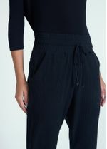 calca_feminina_quadrille_preta_004_TF150233_0003