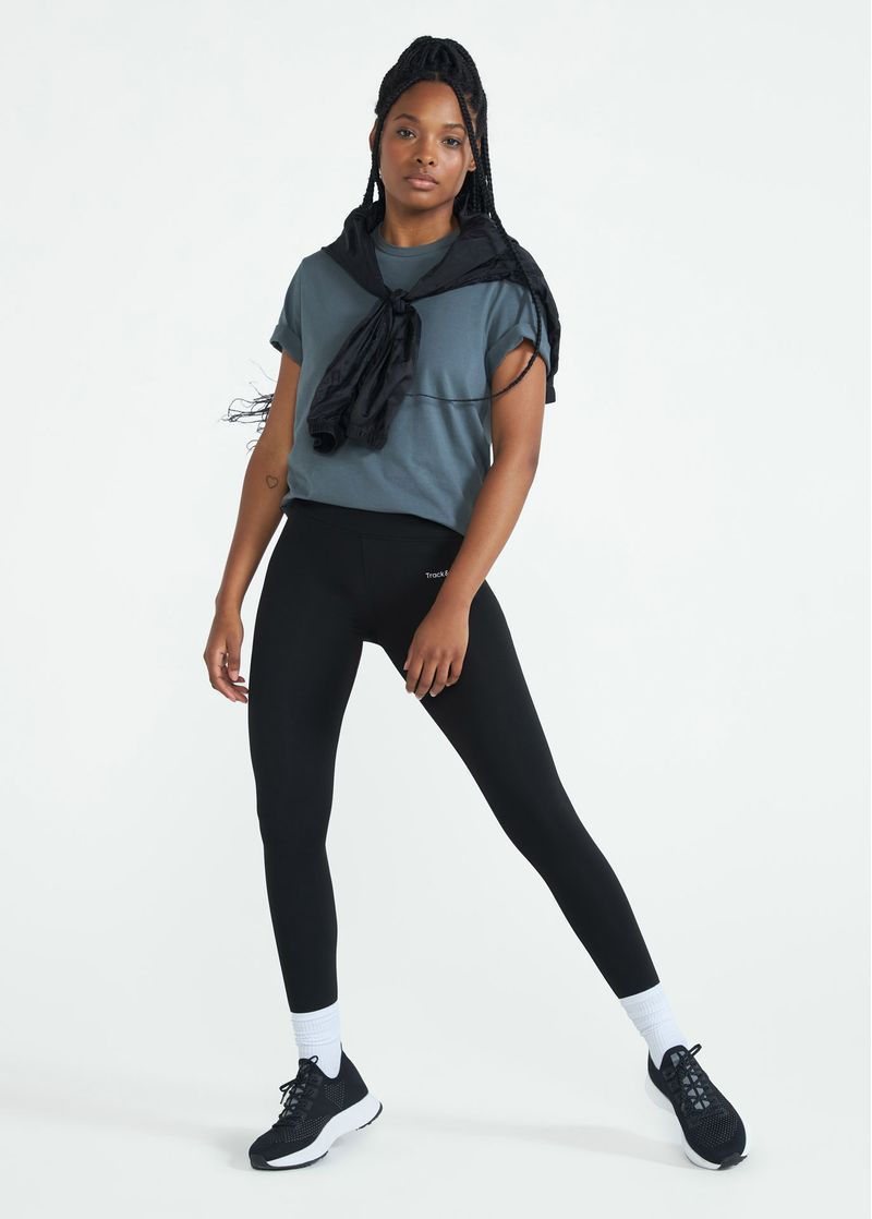 camiseta_algodao_perfect_tee_cinza_unissex_006_Tf041147_2059.jpg