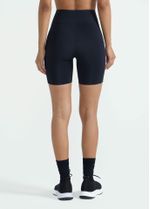 bermuda_feminina_slim_bolsos_preta_003_TF080108_0003.jpg