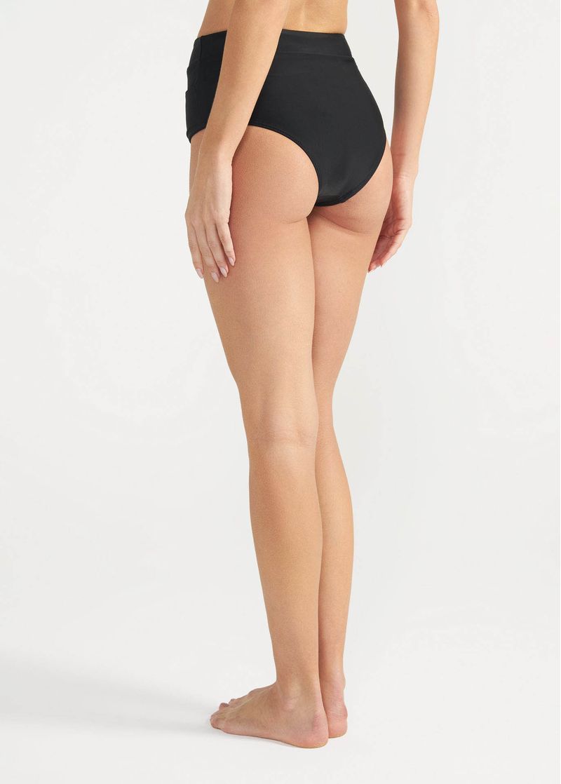 calcinha_biquini_hotpants_bolsos_003_TF810453_0003.jpg