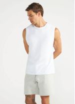 regata_masculina_basica_branca_001_TF600469_0001.jpg