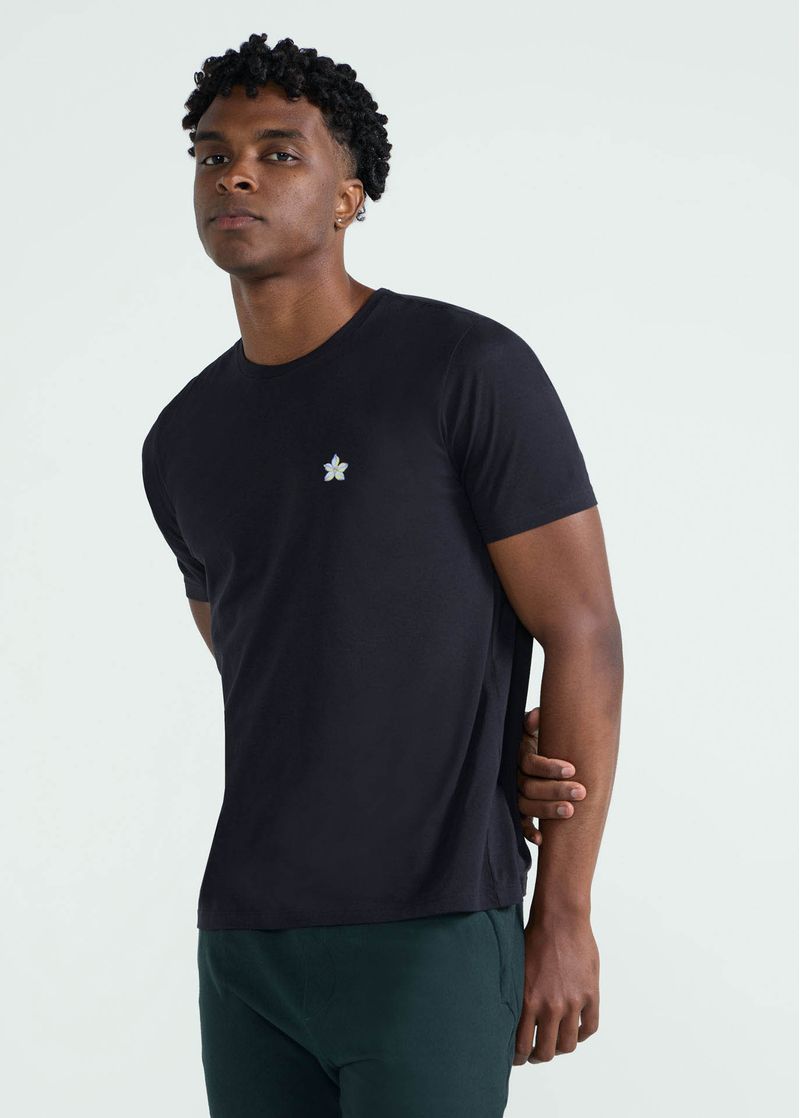 camiseta_masculina_manga_curta_pima_trop_preto_001_TF960159_0003.jpg