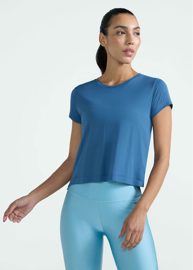 camiseta_feminina_run_azul_001_TF041167_2620.jpg