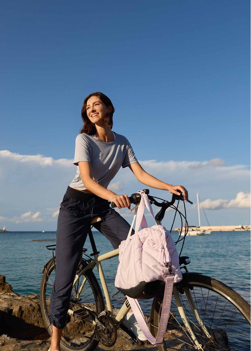 calca_feminina_essential_azul_noturno_002_TF150255_0004.jpg