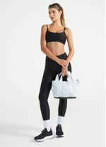 mini_bolsa_duffel_matelasse_cinza_prata_unico_005_TFA140067_2631.jpg