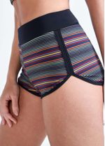 shorts_feminino_wind-_005_TF850075_2637.jpg