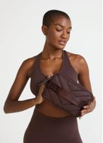 necessaire_matelasse_castanho_004_TFA830056_2728.jpg
