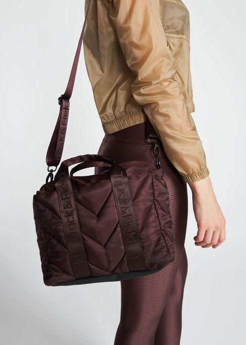 Mini Bolsa Duffel Matelassê