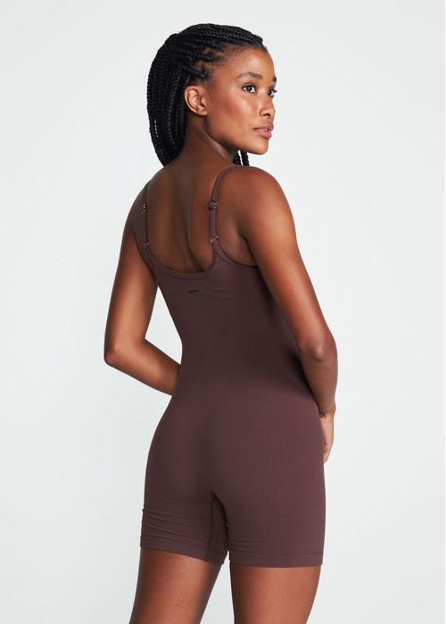 Macacão Feminino Curto Skin Ribana